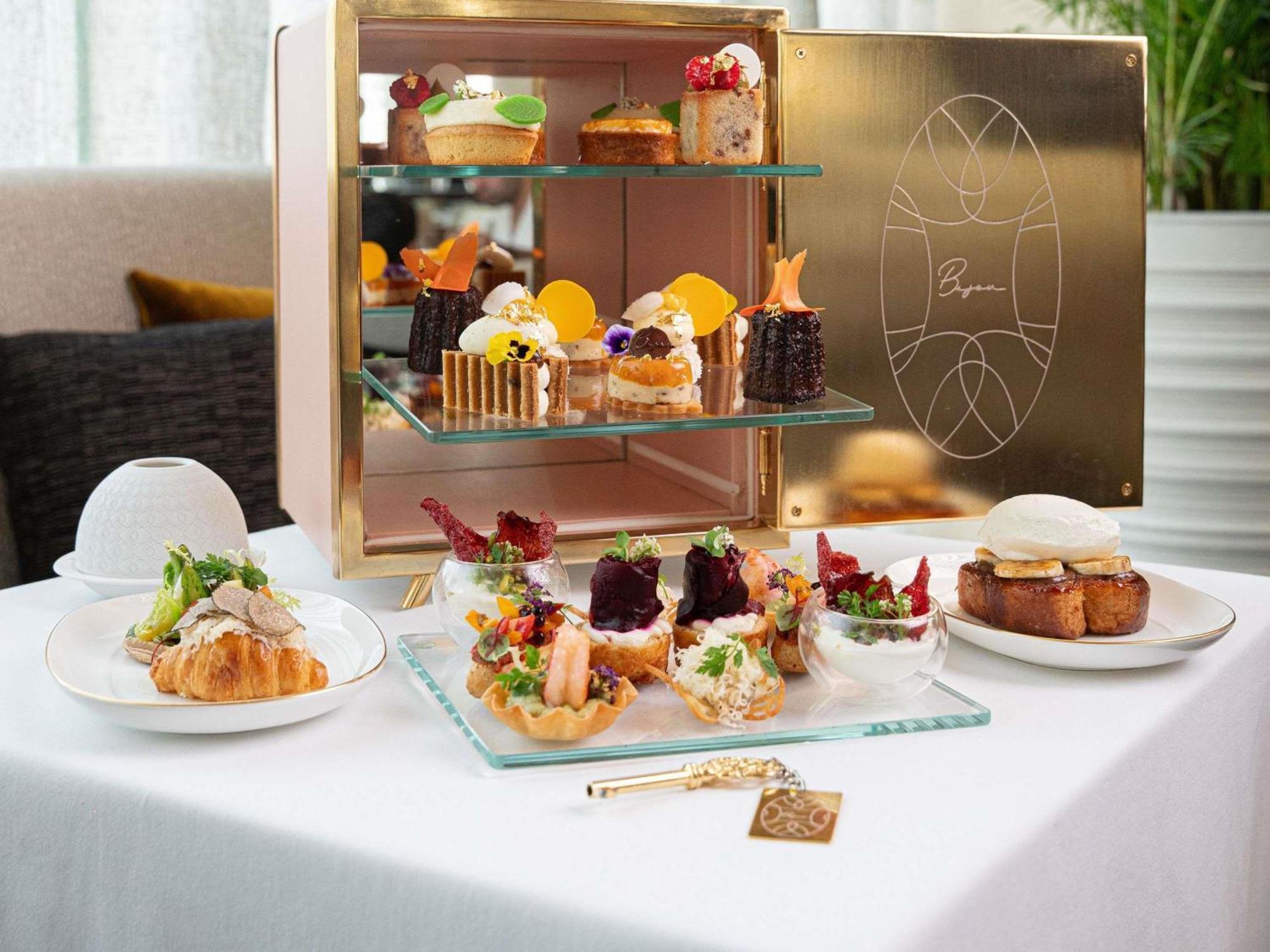 Sofitel The Obelisk Hotel 5*